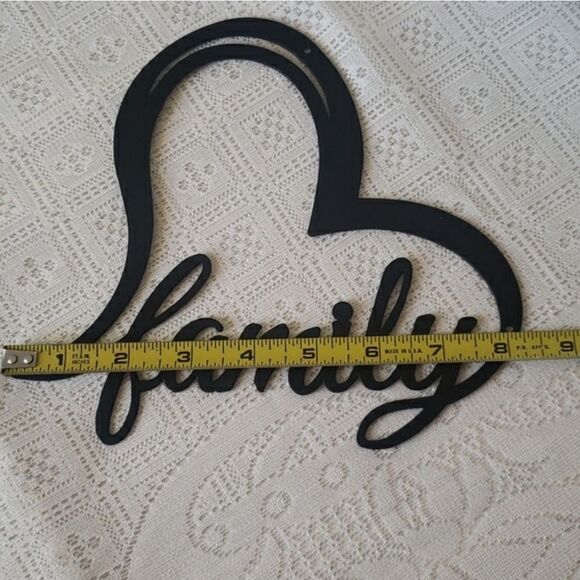 Heart "family" Metal Wall Decor - Picture 4 of 5
